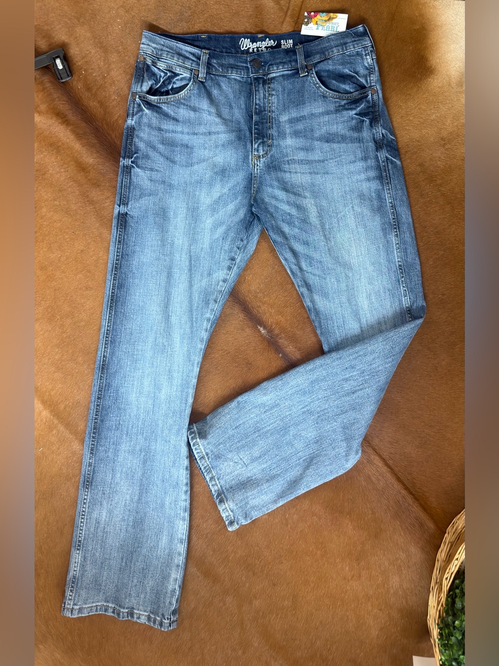 Wrangler Retro Men's Classic Light Blue Slim bootcut Jeans
